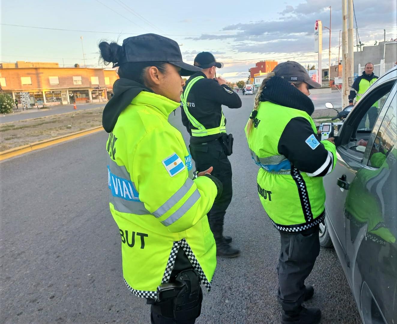 Seguridad Vial 76 conductores alcoholizados fueron retirados de la vía