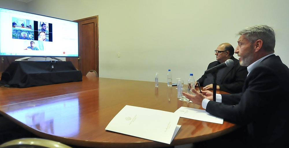 Gob Arcioni con Min Garcia-VideoConf1