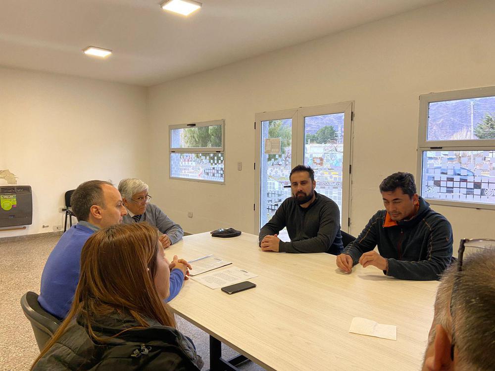 El Gobierno del Chubut avanza en el proyecto para la generación de energía renovable a partir de biomasa (3)