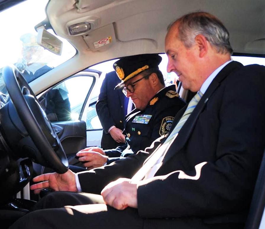 Policía (3)