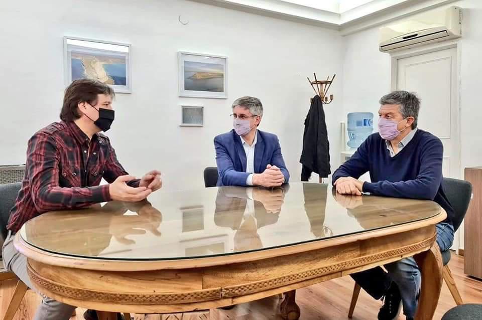 Juncos con Ongarato y Menna