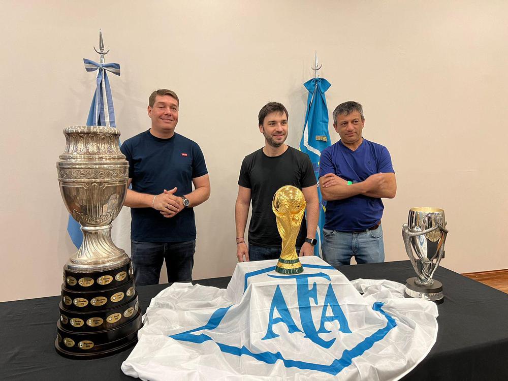 Llegaron las Copas a Rawson (1)