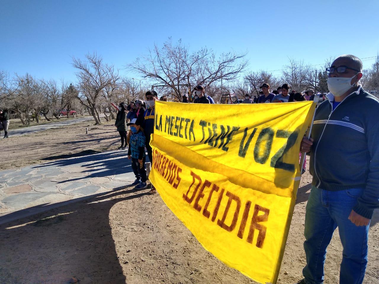 Manifestación Meseta Gastre Gan Gan (4)