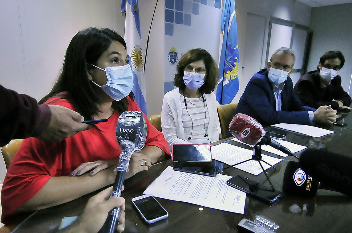 CONFERENCIA DE PRENSA (2)