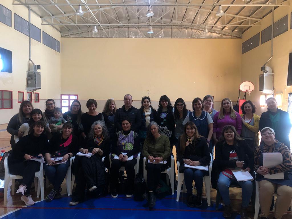 Grazzini visitó a directivos que se capacitan en el programa Hacer Escuela (1)