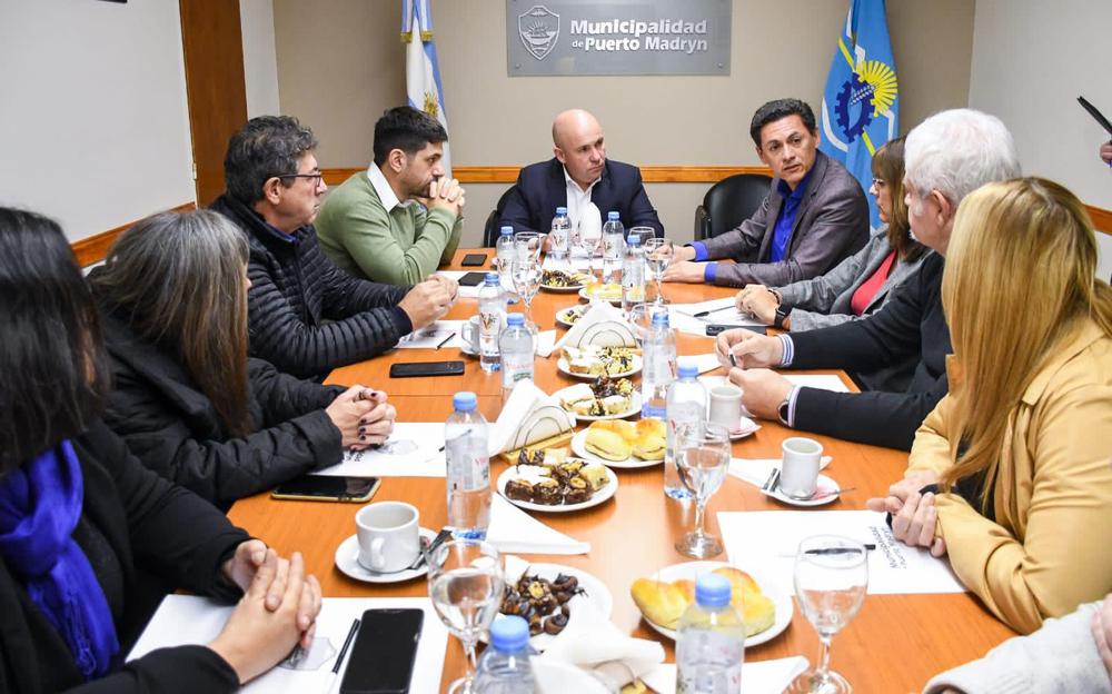 Diálogo político madryn