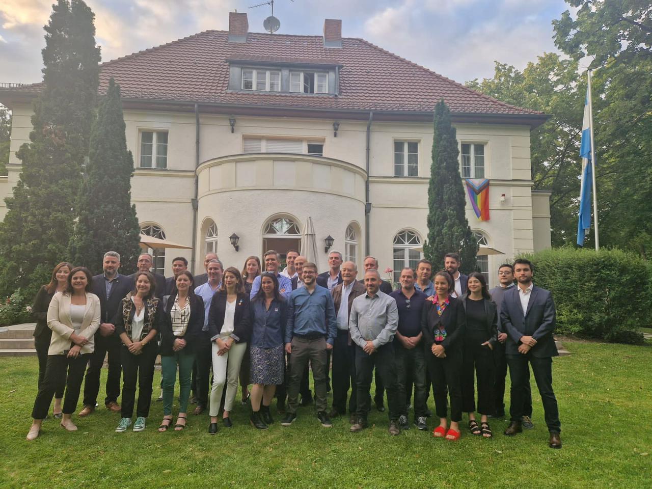 Chubut expuso en Alemania su experiencia sobre el cannabis medicinal (4)