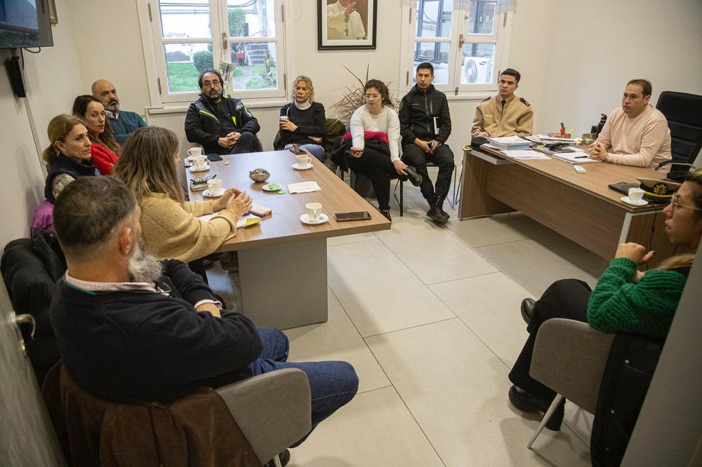 Reunión por tema Gripe Aviar (2)