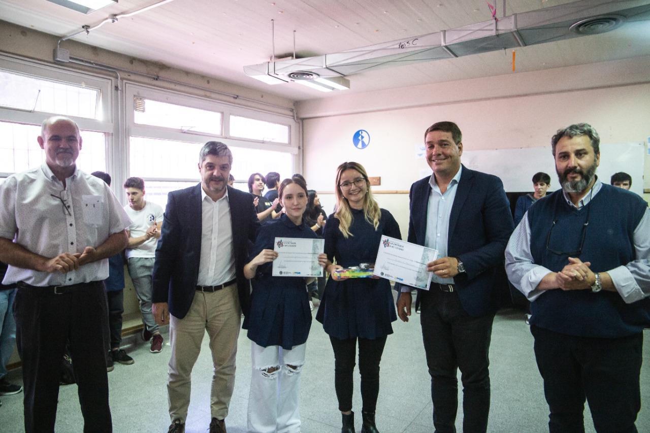 Biss en el concurso para la construcción de nuevos porticos (1)