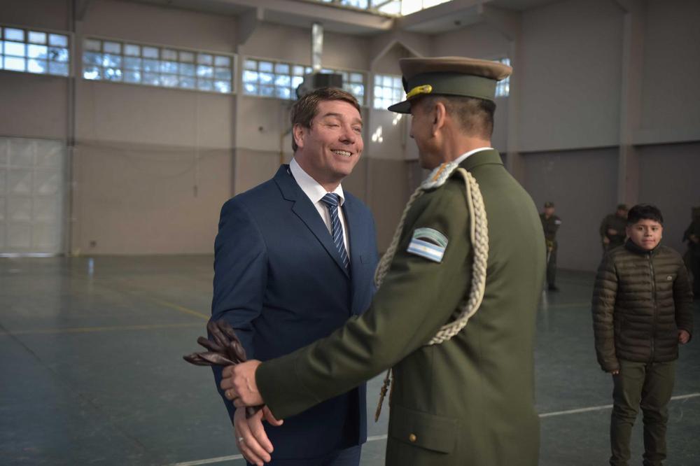 Biss participó del aniversario 85 de Gendarmería Nacional (4)