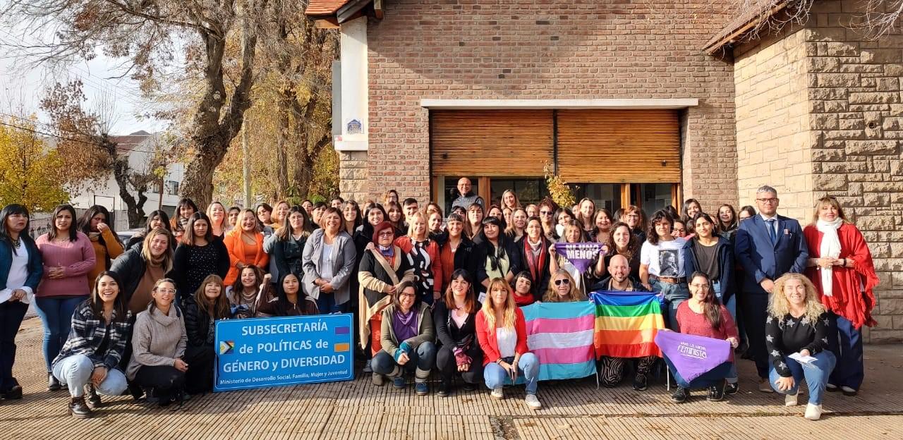 Encuentro género en Esquel-Gaiman participó