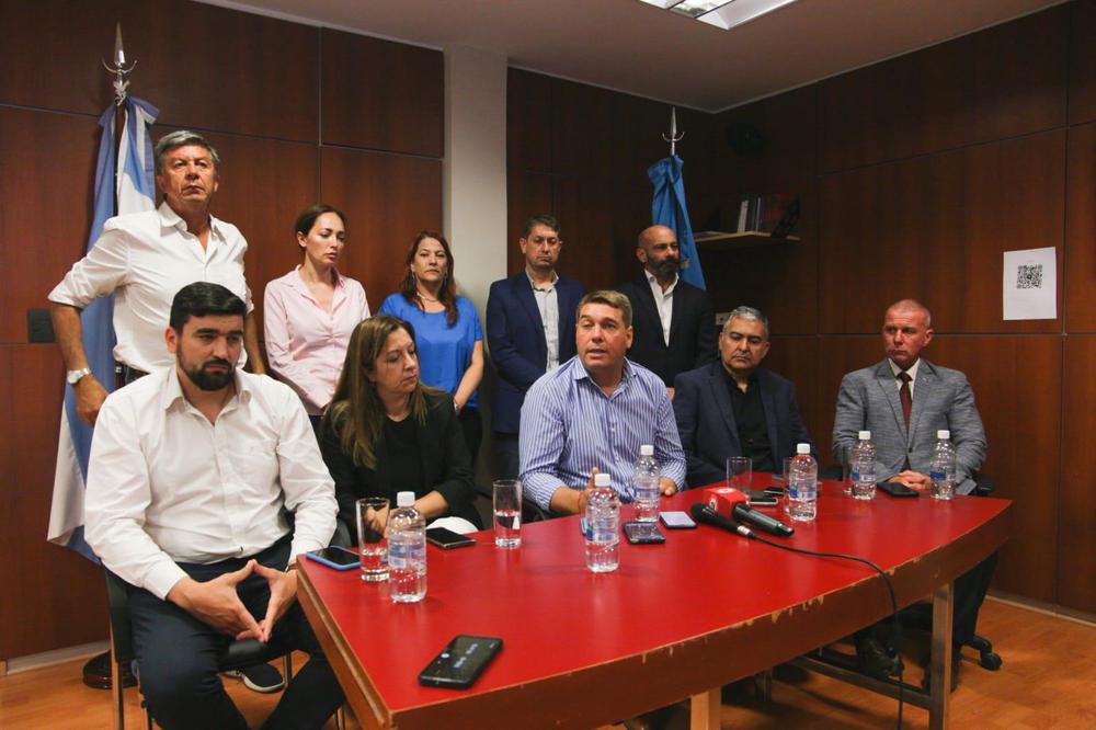 Conferencia de prensa UCR Legislatura