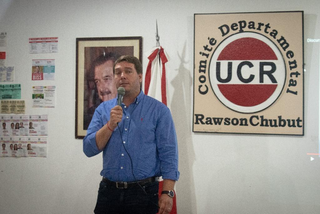 Acto UCR Rawson (2)