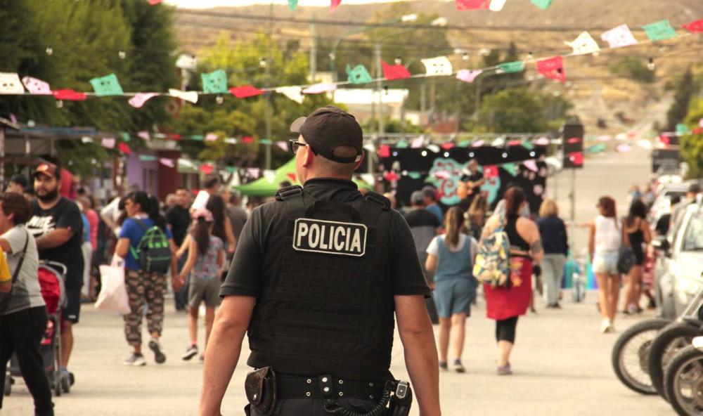 Durante el fin de semana, el Gobierno del Chubut desplegó importantes dispositivos de seguridad y prevención en las Fiestas Populares (2)