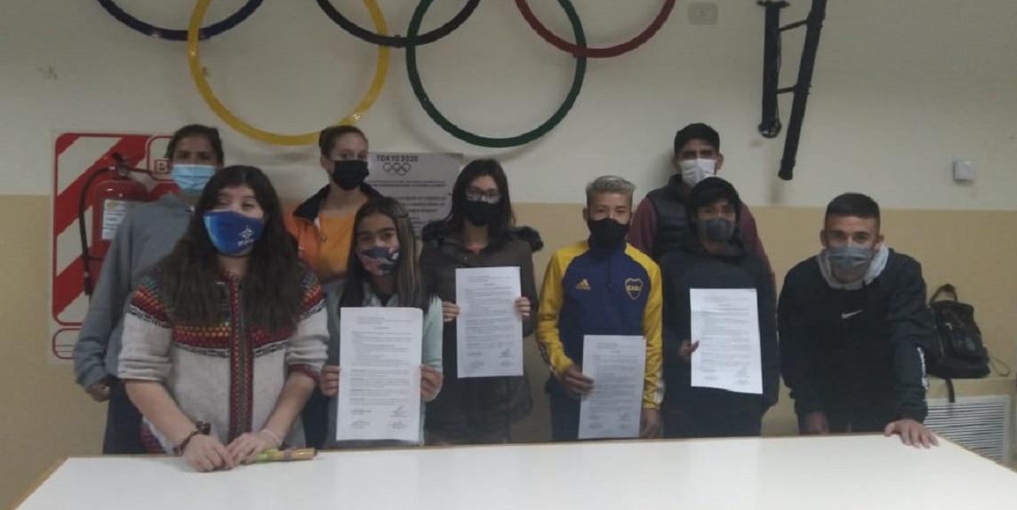 Becas deportivas esquel