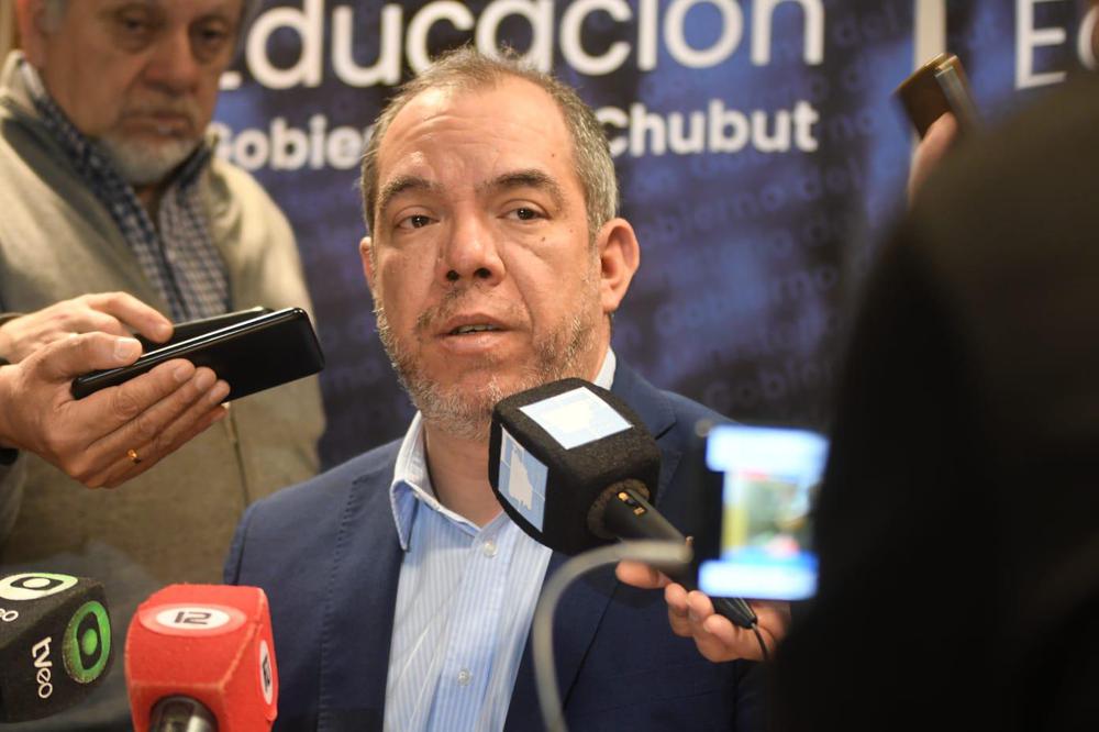 José María Grazzini - Ministro de Educación (2)