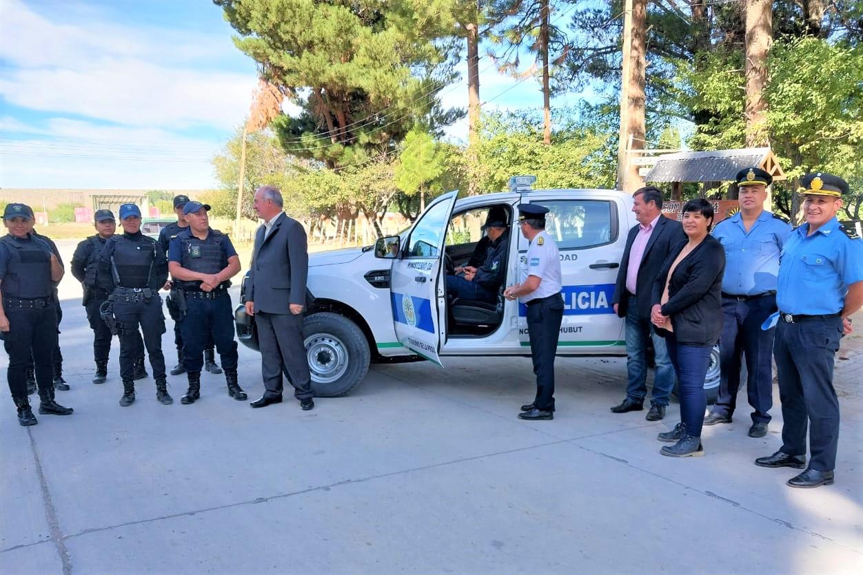 Provincia puso en funcionamiento operativo vehículos 0km en Comisarías de distintas localidades (1)