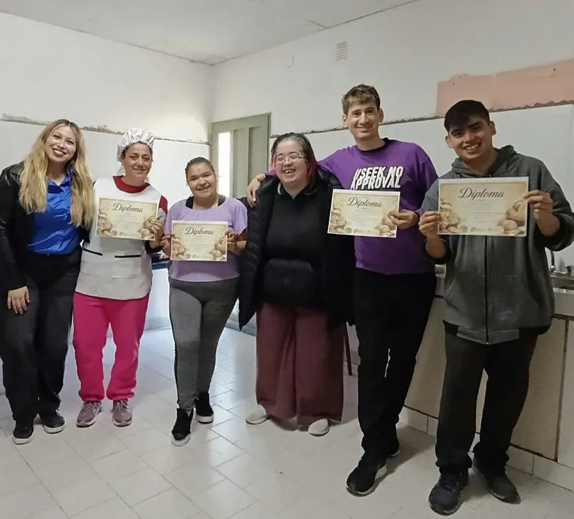FINALIZÓ EL TALLER DE PANADERÍA PARA PRINCIPIANTES CON ENTREGA DE CERTIFICADOS EN RAWSON