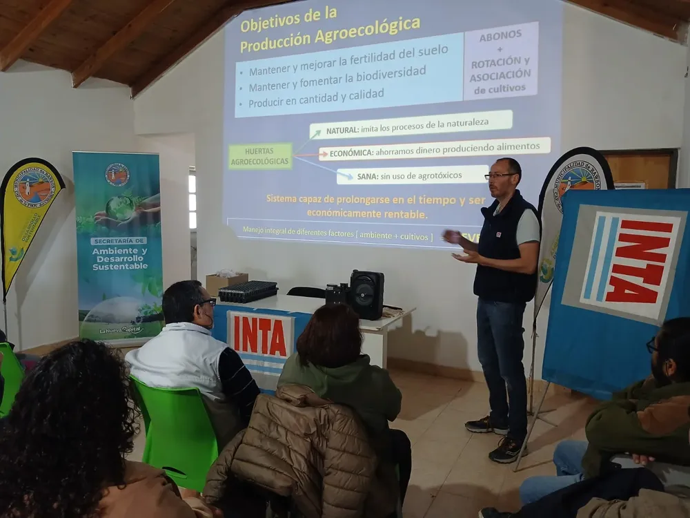 TALLER AGROECOLOGÍCA