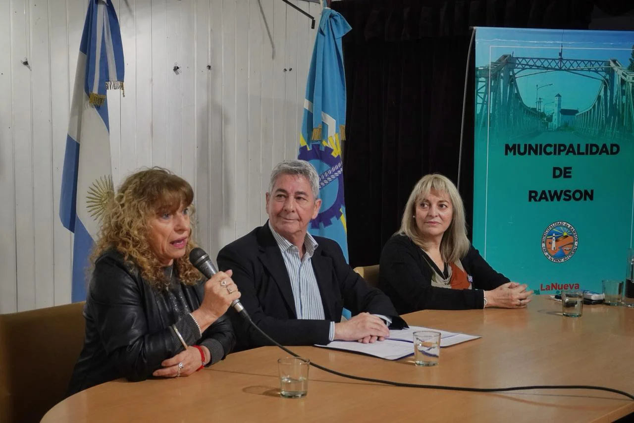 PRESENTACIÓN DE LA FERIA MUNICIPAL DEL LIBRO