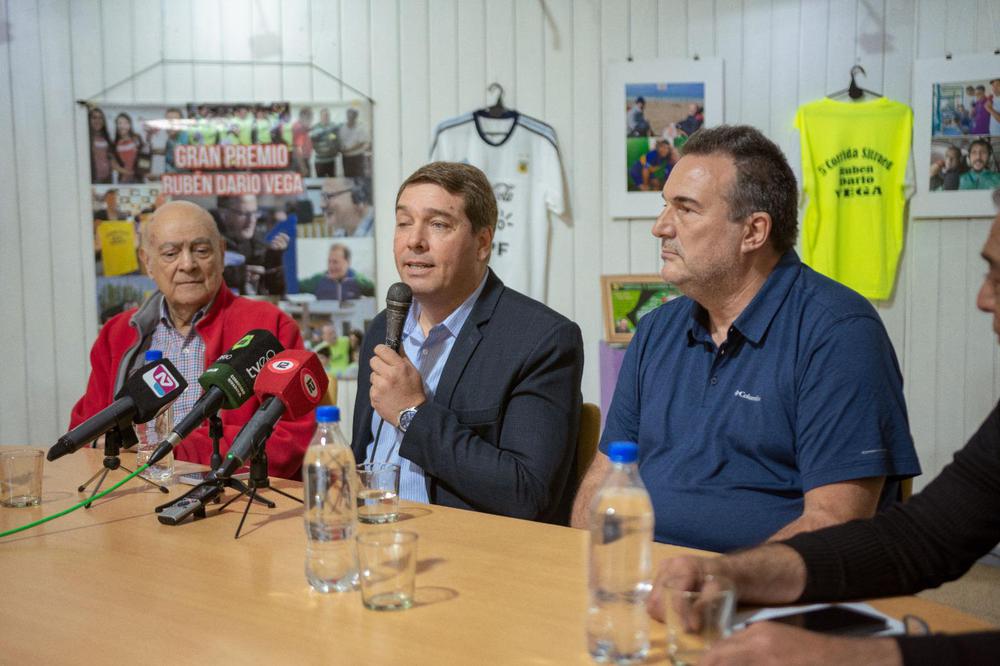 Conferencia de prensa e inauguración de Muestra homenaje a Rubén Darío Vega (1)