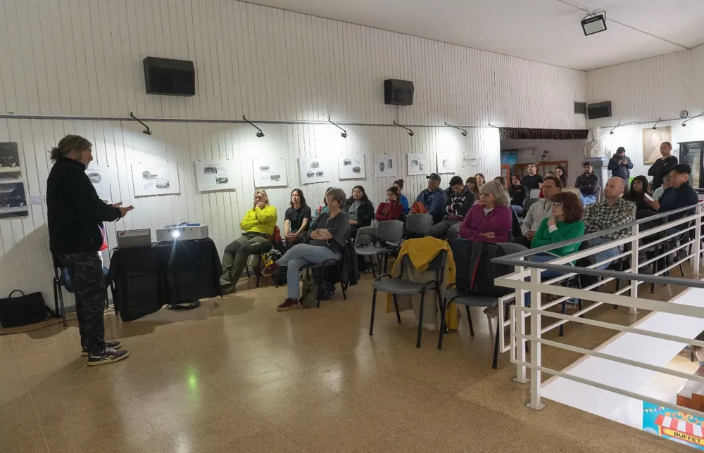 1- CHARLA SOBRE FAUNA MARINA