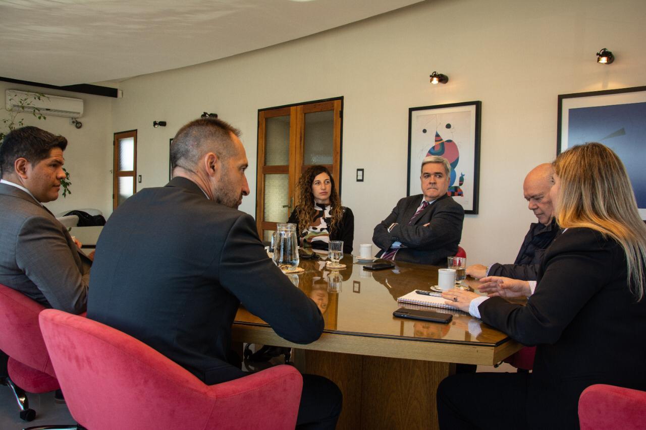 _Dirección de Asistencia de Personas Bajo Vigilancia Electrónica de la Nación (1)