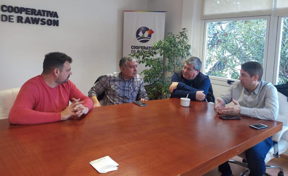 Pagliaroni y Monti con Cooperativa de Rawson (2)