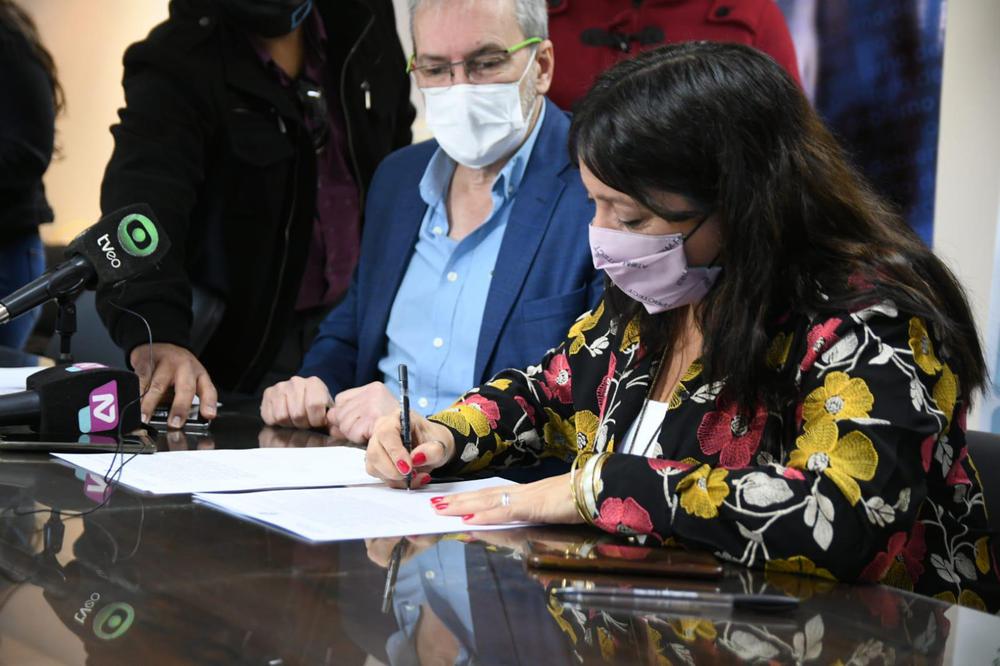 FIRMA DE CONVENIO (2)