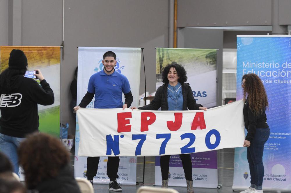 PARLAMENTO (8)