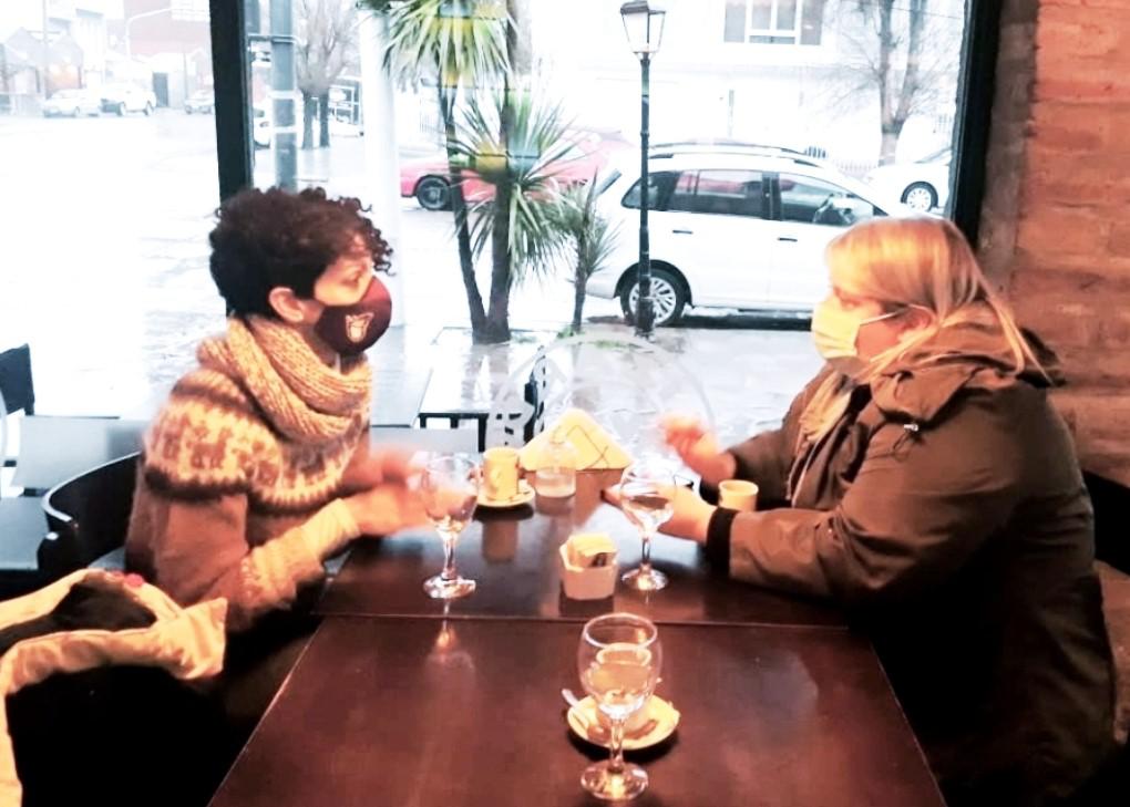 Reunión de Cecilia Basualdo con Pilar Cimato