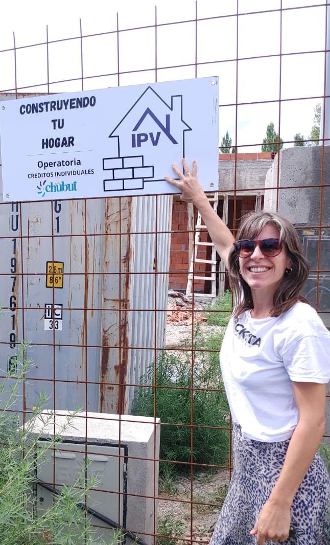 Chubut Cuarenta familias construyen sus hogares a través de créditos otorgados por el IPVyDU (3)