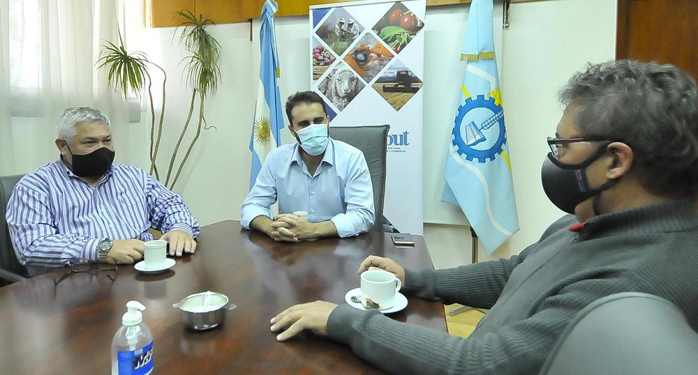 Cooperativa de productores solicitan declarar de interés provincial a la producción de cerezas (1)