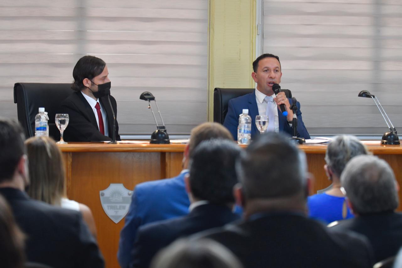 Apertura de sesiones (2)