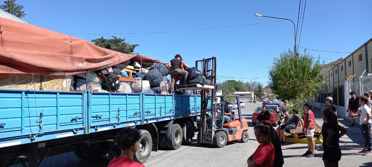 Gaiman colecta por la cordillera (7)