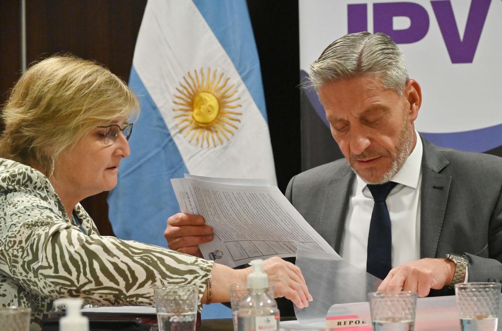 FIRMA VIVIENDAS 28 DE JULIO Y DIQUE (5)