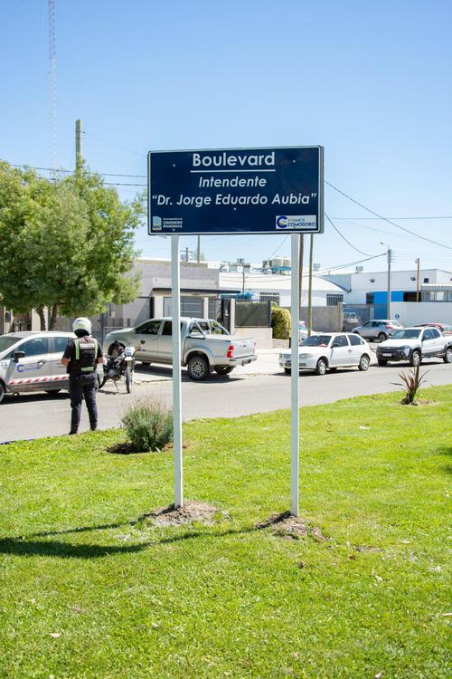 Homenaje al exintendente Jorge Aubía-2