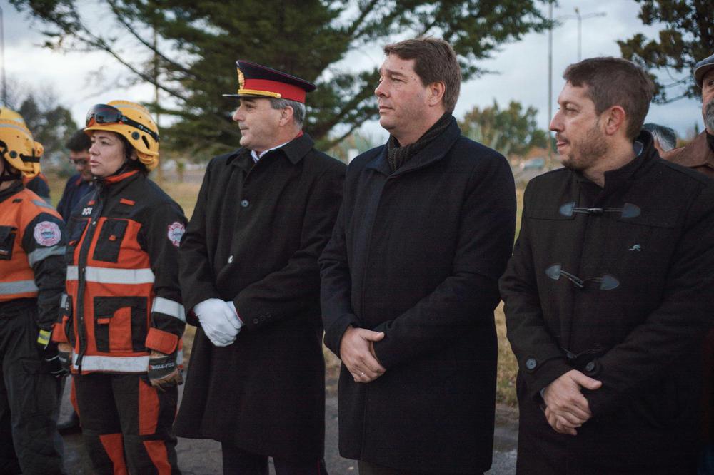 Biss participó del acto por el Día Nacional de los Bomberos Voluntarios (1)
