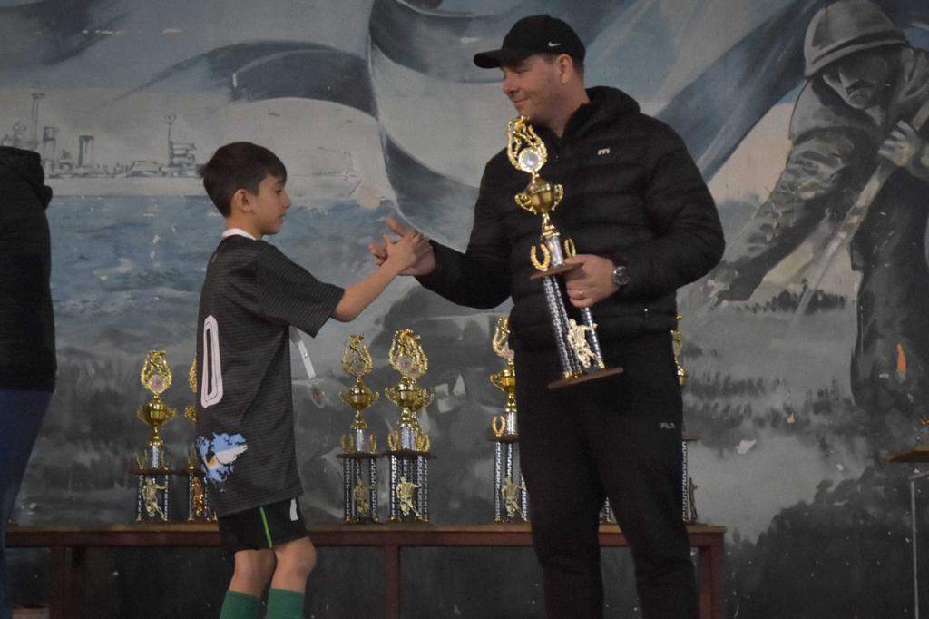Biss en el cierre del Torneo de Invierno de la Liga Infantil de Fútbol