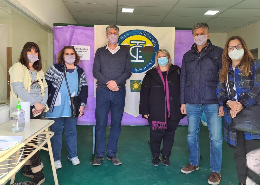 Visita Escuela Inacayal (1)