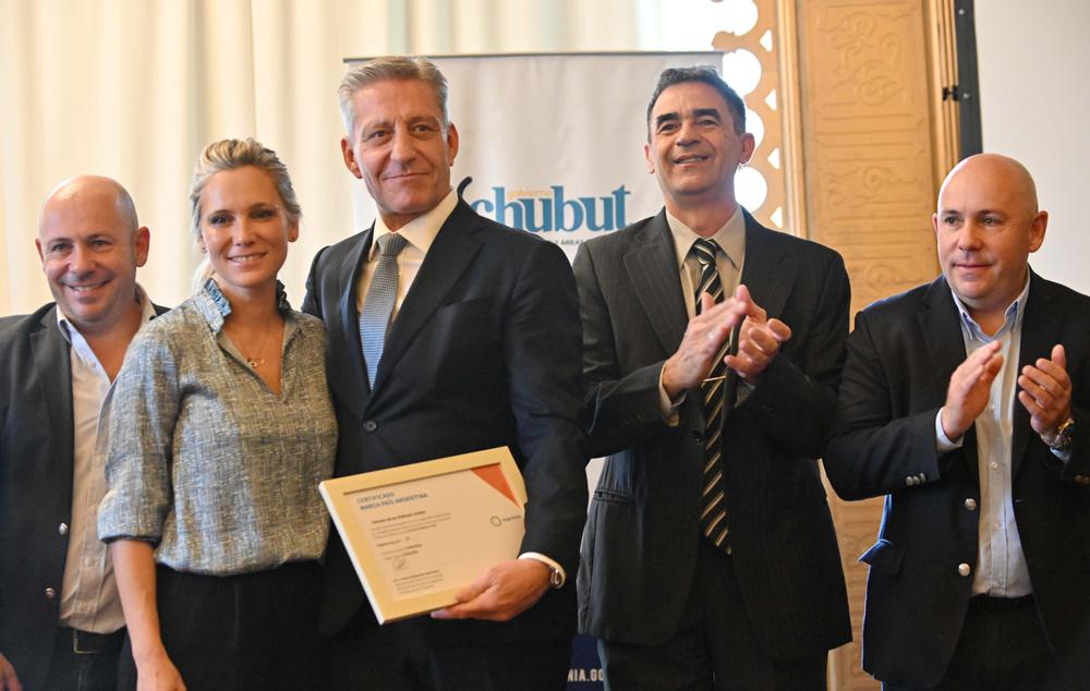 LANZAMIENTO BALLENAS (7)