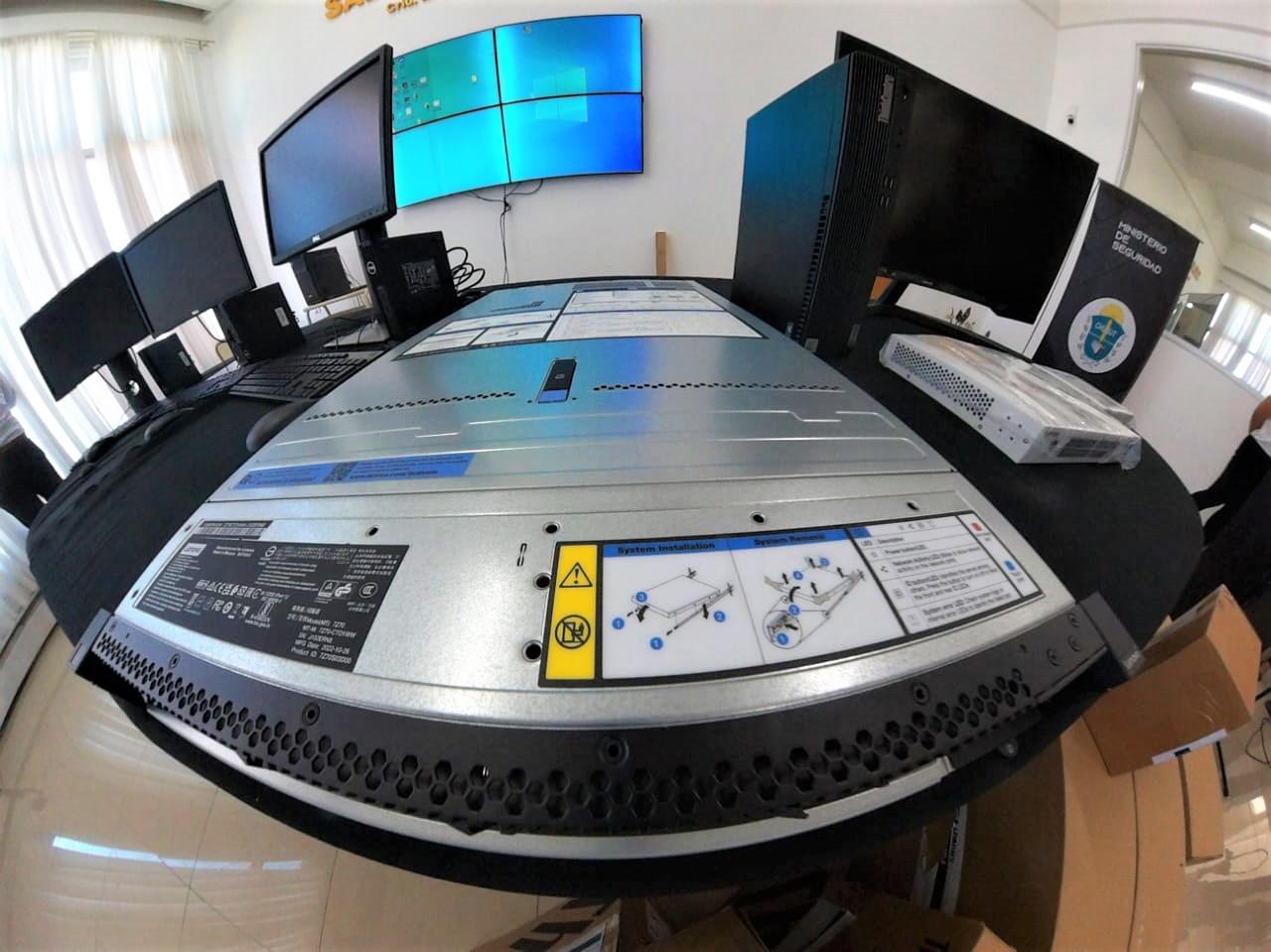 El Ministerio de Seguridad incorporó equipamiento tecnológico de última generación para combatir los delitos virtuales (1)