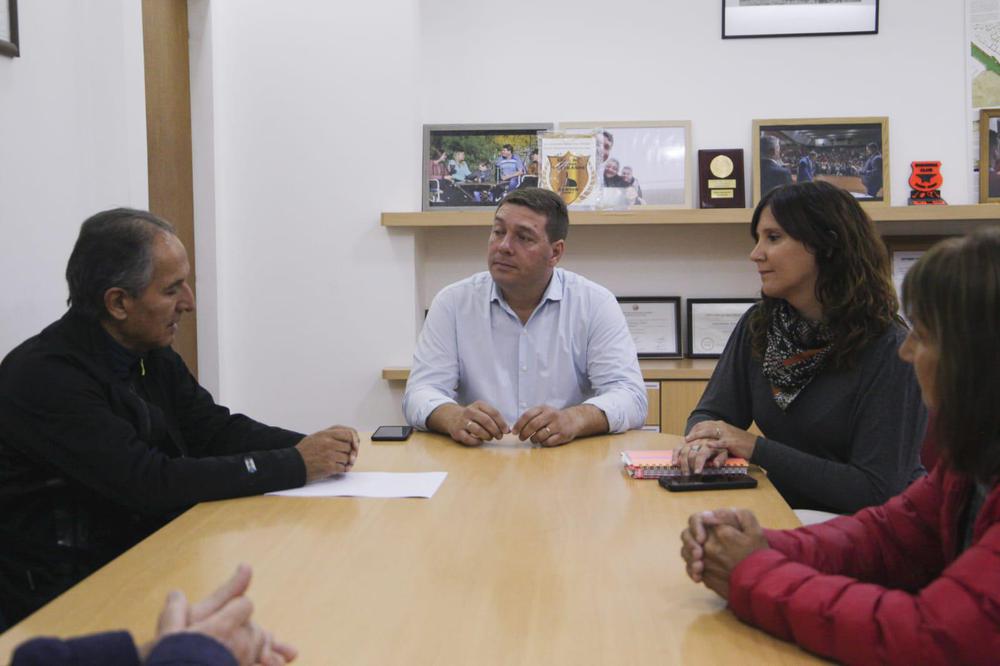 Biss se reunió con Miguel Torres