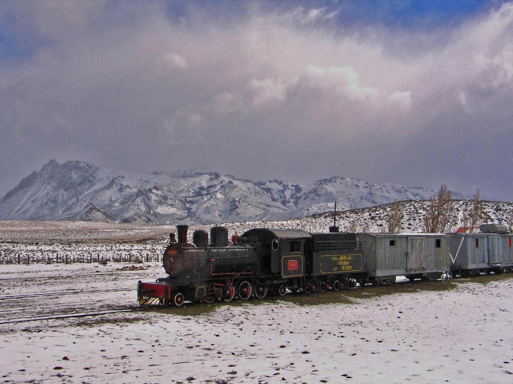 La Trochita Invierno en Estacion Nahuel Pan (300 dpi)