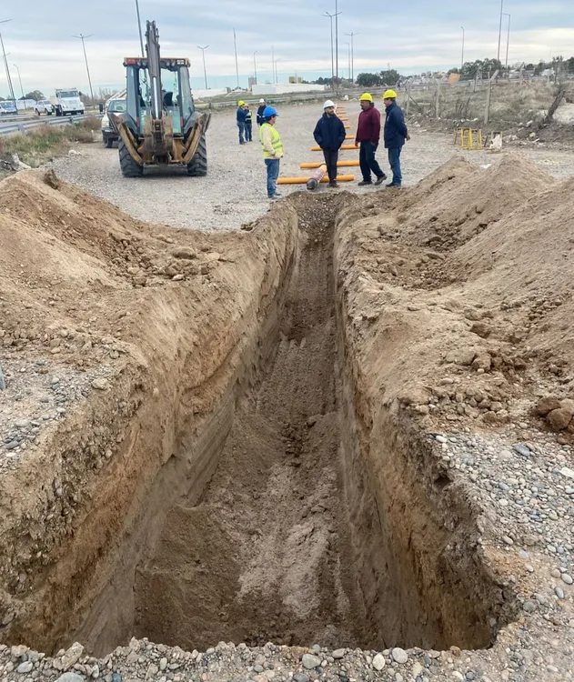 AVANZA OBRA RED DE GAS AREA 12 Y 13