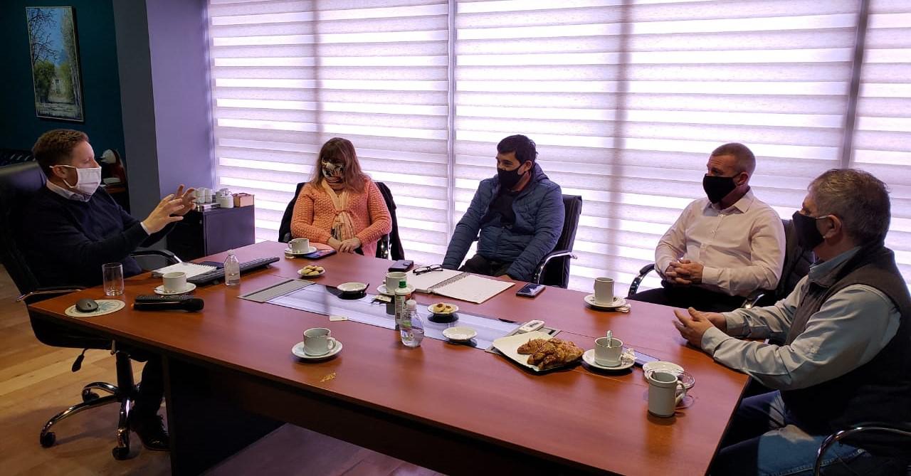 ZOOM Compañía de riego (2)