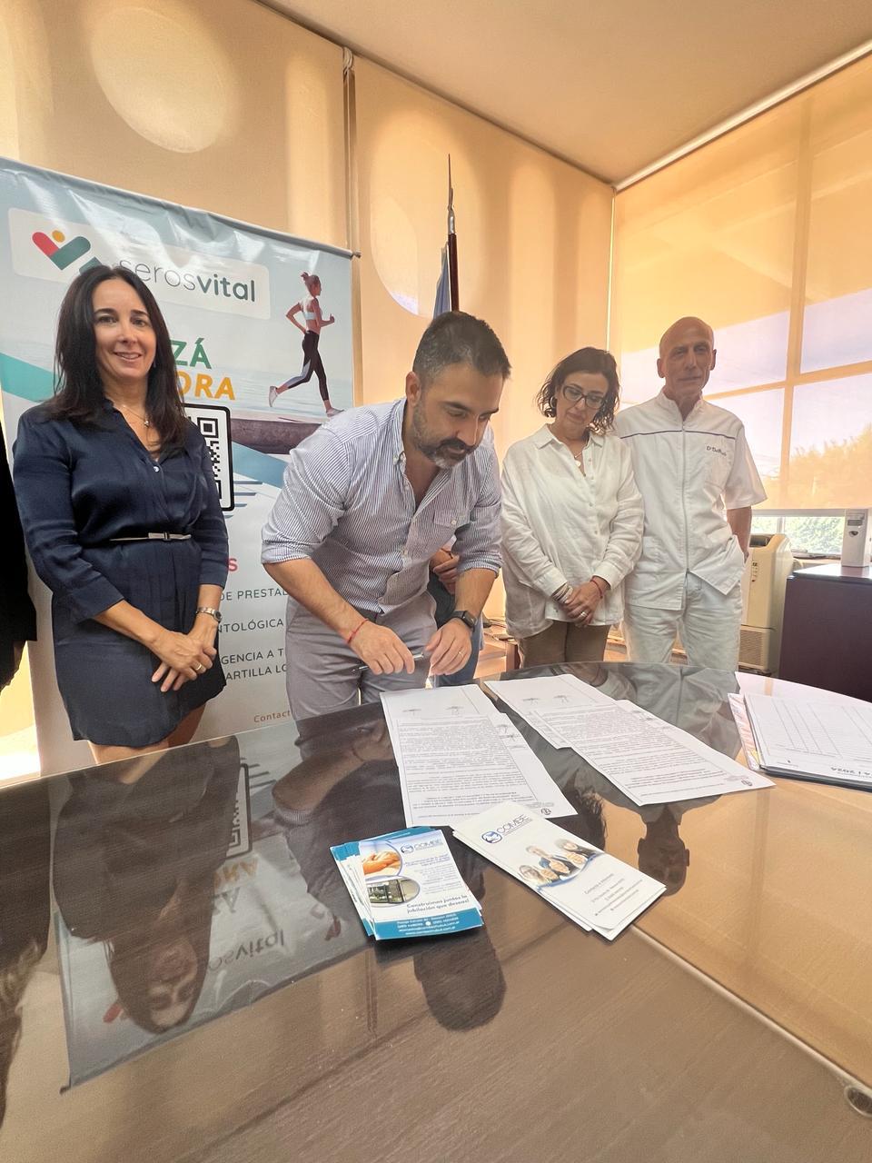 Foto 1 - firma Seros - Combe