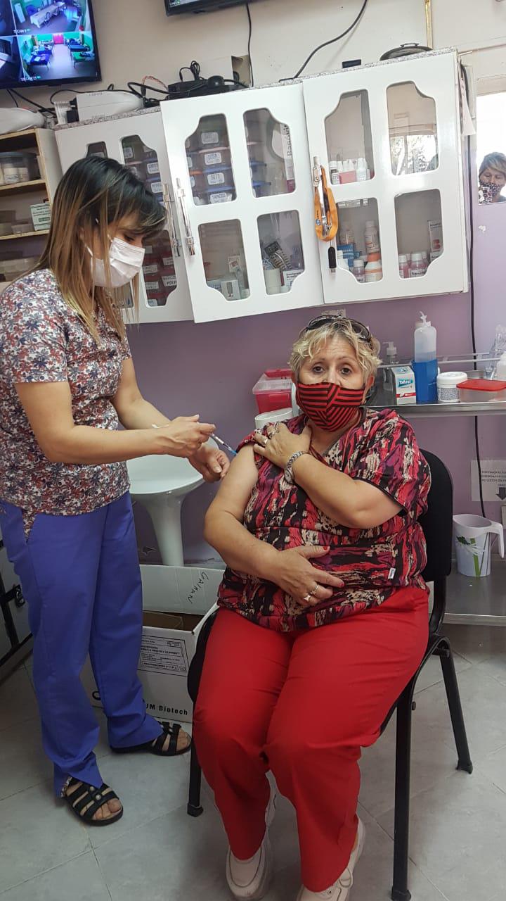 Nota vacunación en el Pedro Dettori (4)