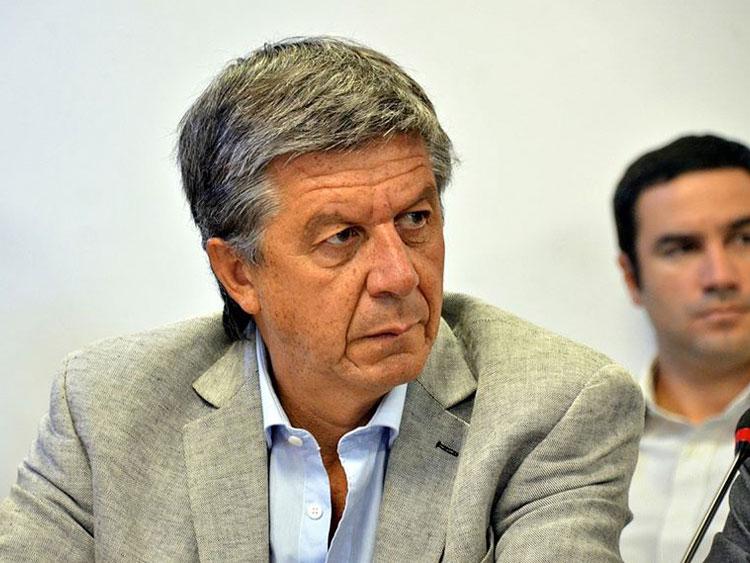 Menna Alberto Gustavo