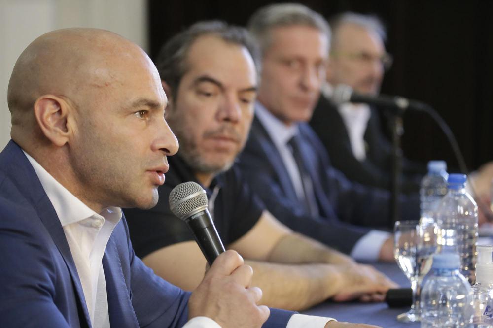 CONFERENCIA DE PRENSA (5)